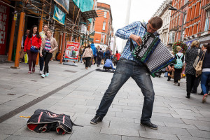 Dublin street musician. Photo by Nico Kaiser, on flickr. 